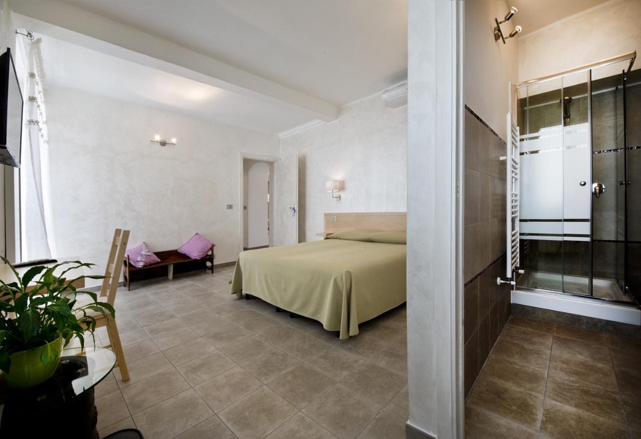 La Finestra Sulla Reggia Bed & Breakfast Venaria Reale Exterior photo
