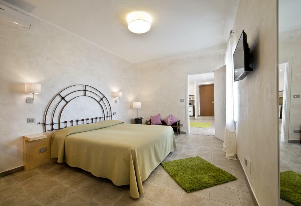La Finestra Sulla Reggia Bed & Breakfast Venaria Reale Exterior photo